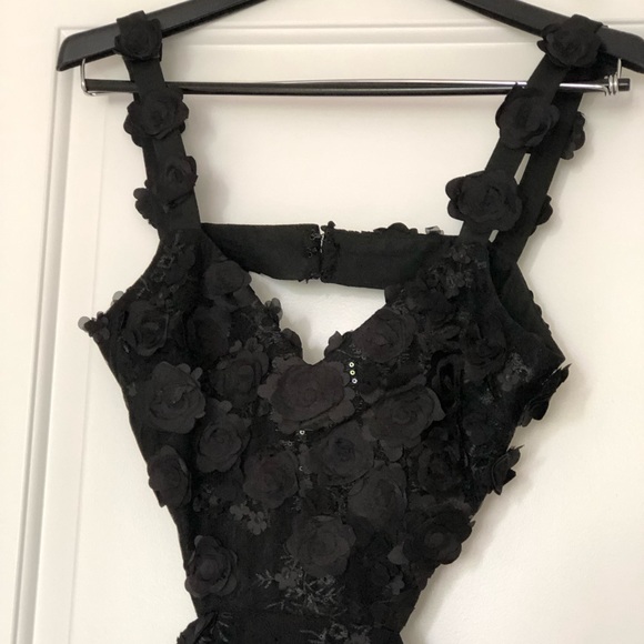 Alamour Black Applique Tea Length Dress - Picture 10 of 11